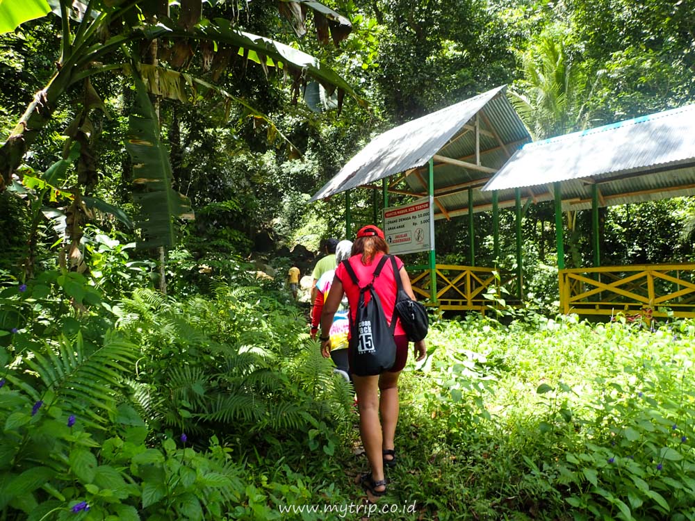 Inilah Destinasi Andalan Pulau Kei Besar Air Terjun Hoko